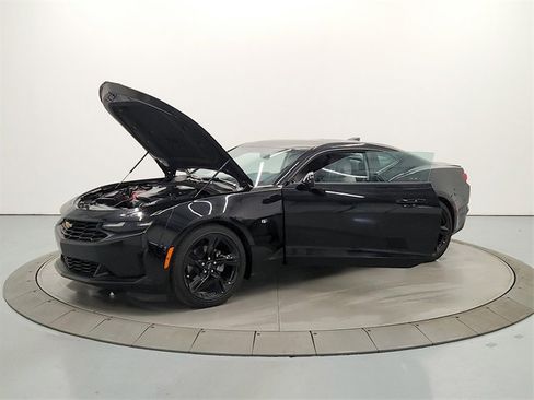 Used 2024 Chevrolet Camaro LT image 11
