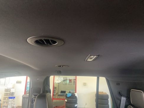 Used 2021 GMC Yukon SLT image 16