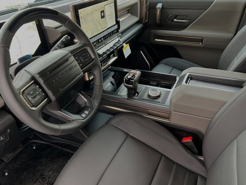 New 2025 GMC Hummer EV 2X w/ Extreme Off-Road Package image 7
