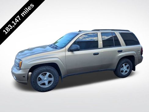 Used 2006 Chevrolet TrailBlazer LS AWD/4WD image 2