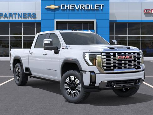 New 2026 GMC Sierra 2500 Denali w/ Denali Reserve Package AWD/4WD image 1