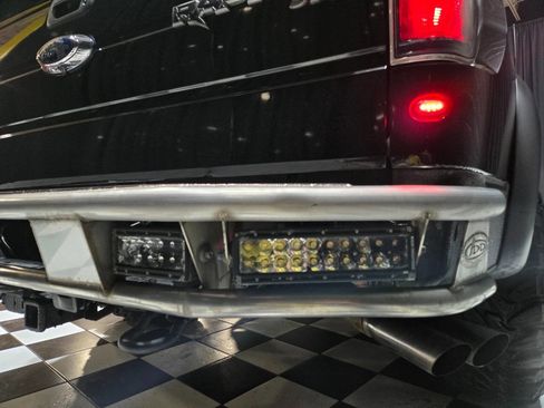 Used 2010 Ford F150 Raptor image 47