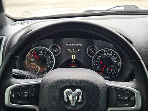 Used 2023 RAM 1500 Lone Star AWD/4WD image 17