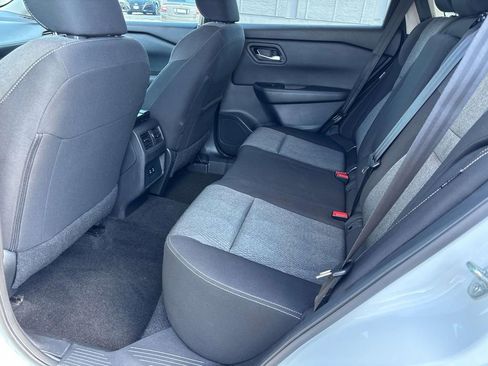 Used 2024 Nissan Rogue SV AWD/4WD image 10