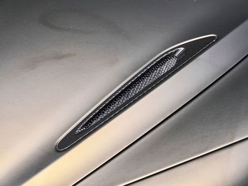 Used 2025 McLaren 750S Spider RWD image 9