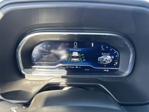 Used 2023 Chevrolet Suburban RST image 15