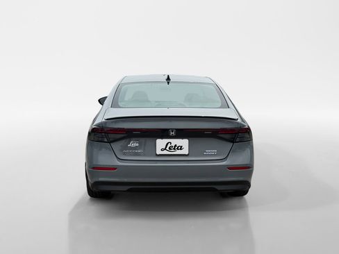 Used 2025 Honda Accord Sport image 5