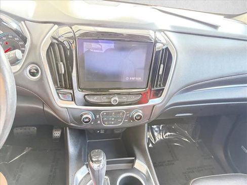 Used 2020 Chevrolet Traverse RS AWD/4WD image 9
