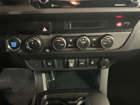 Certified 2023 Toyota Tacoma TRD Off-Road image 16