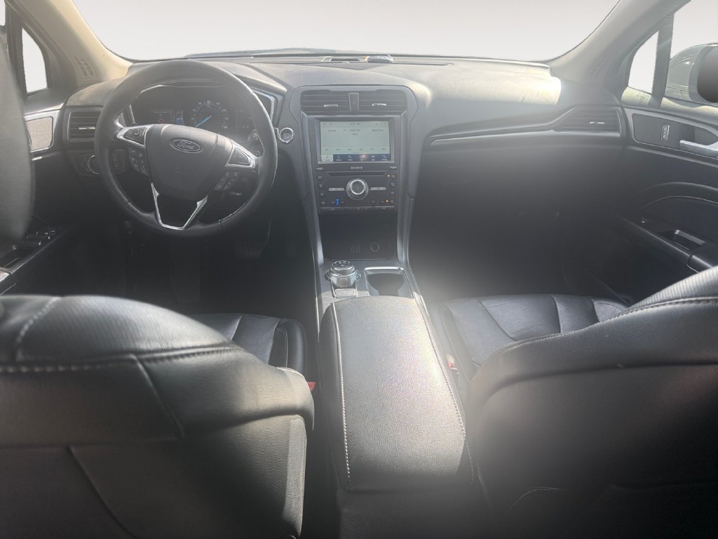 Used 2020 Ford Fusion Titanium AWD/4WD image 8