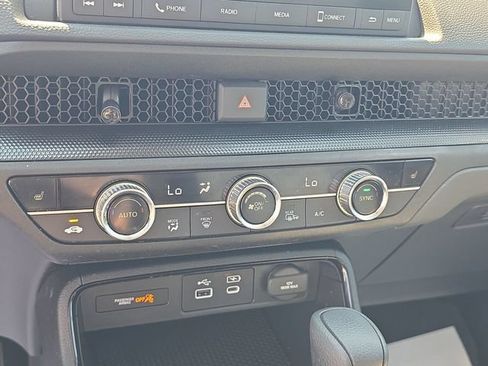 Used 2024 Honda CR-V EX image 25