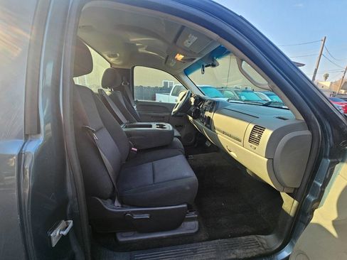 Used 2011 Chevrolet Silverado 1500 W/T image 10