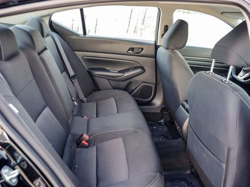 Used 2025 Nissan Altima 2.5 SV image 19