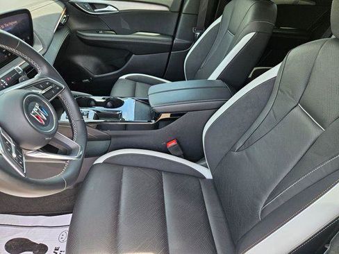 Used 2025 Buick Envision Sport Touring AWD/4WD image 11