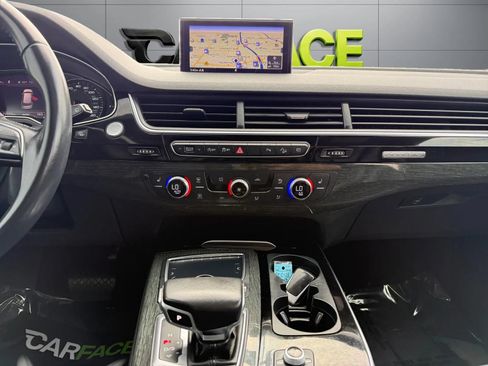 Used 2019 Audi Q7 3.0T Premium w/ Convenience Package AWD/4WD image 23