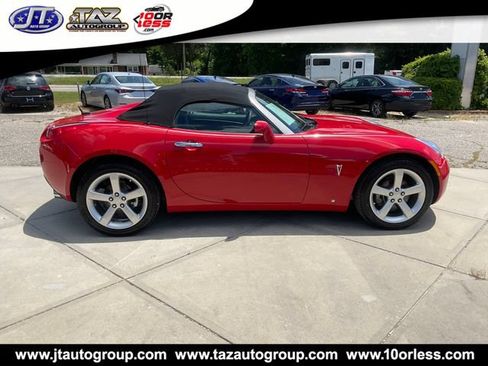 Used 2008 Pontiac Solstice Convertible w/ Preferred Package RWD image 8