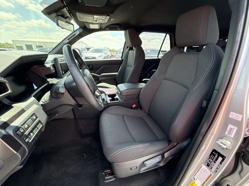 Certified 2026 Toyota 4Runner SR5 AWD/4WD image 13