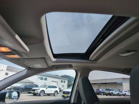 Used 2019 Honda HR-V EX image 29