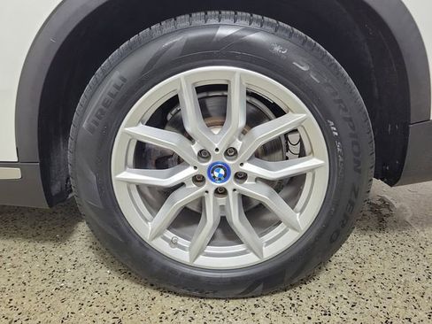 Used 2022 BMW X5 xDrive45e w/ Climate Comfort Package AWD/4WD image 8