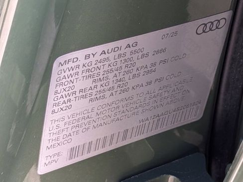 Certified 2025 Audi Q5 Premium Plus w/ Premium Plus image 28