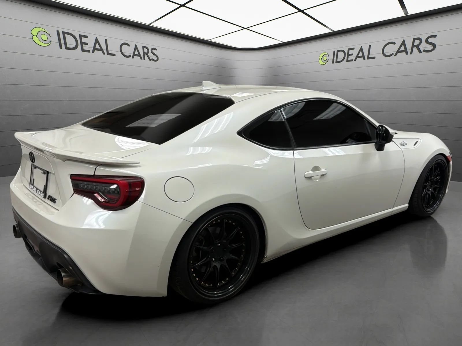 Used 2016 Scion FR-S RWD image 5