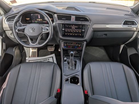 Certified 2023 Volkswagen Tiguan SE R-Line FWD image 15