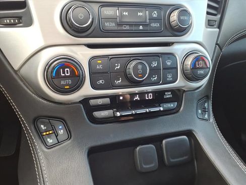 Used 2020 GMC Yukon SLT w/ Open Road Package RWD image 27