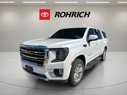 Used 2022 GMC Yukon XL SLT w/ SLT Luxury Package