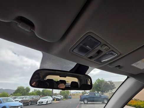 New 2025 Hyundai Venue SEL image 34