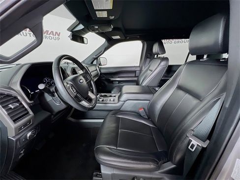 Used 2021 Ford Expedition Max XLT image 10
