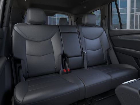 New 2025 Cadillac XT6 Luxury FWD image 17