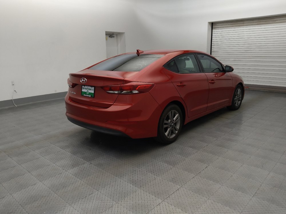 Used 2017 Hyundai Elantra SE FWD image 9