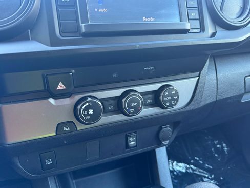 Used 2019 Toyota Tacoma SR5 image 34