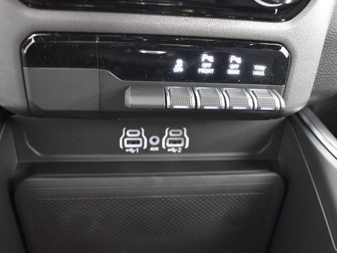 New 2026 RAM 1500 Big Horn AWD/4WD image 36