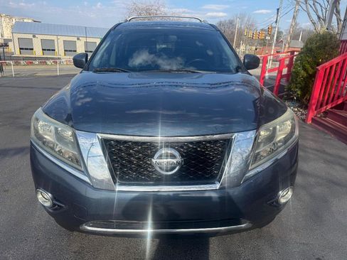 Used 2014 Nissan Pathfinder SL w/ SL Premium Package image 2