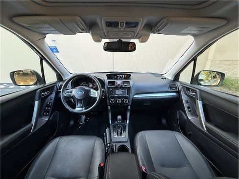 Used 2015 Subaru Forester 2.5i Touring w/ Eyesight & Navigation System AWD/4WD image 21