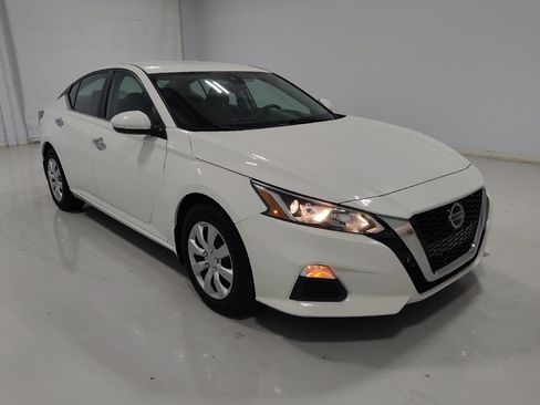 Used 2021 Nissan Altima 2.5 S FWD image 13