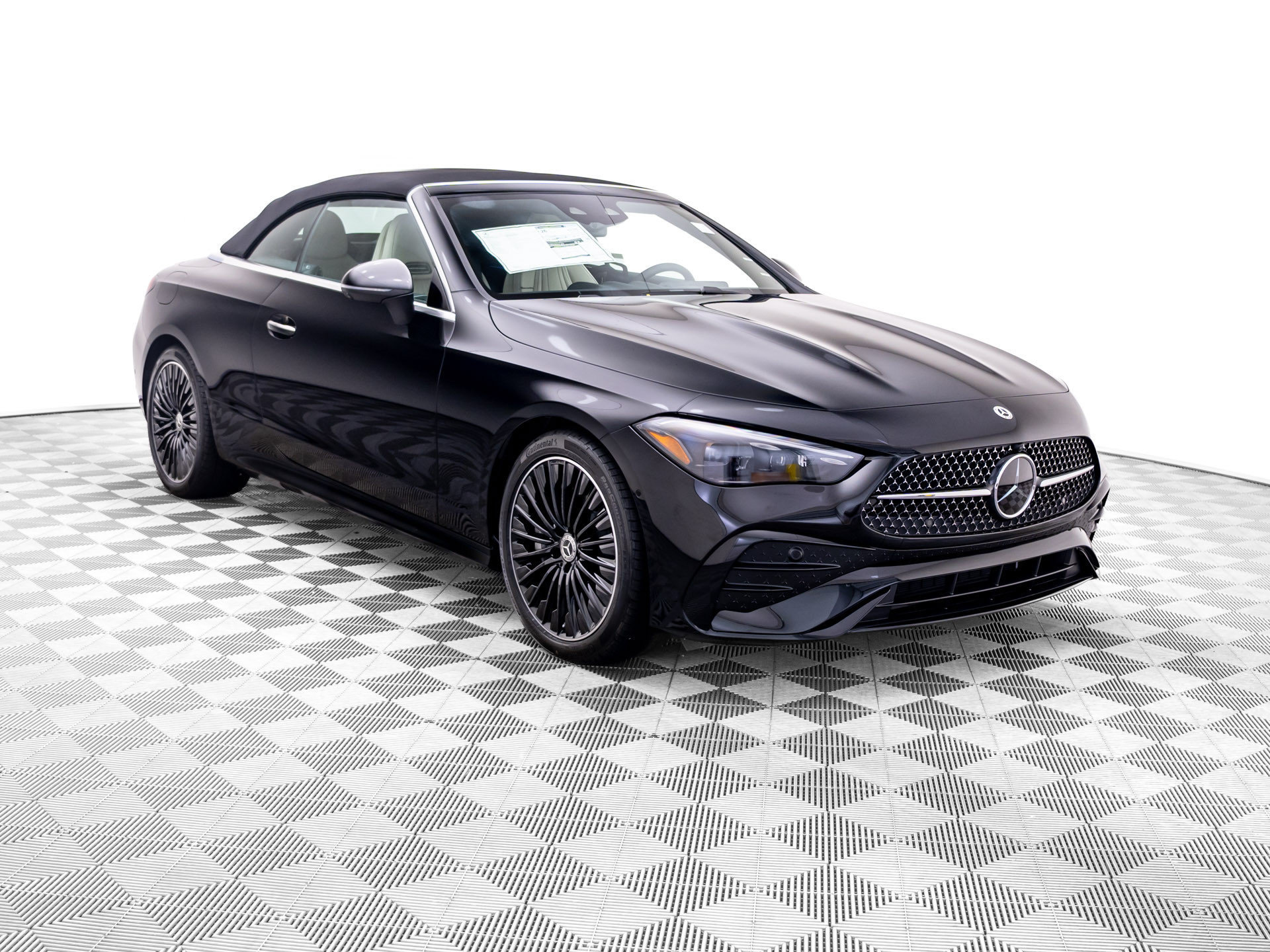 New 2027 Mercedes-Benz CLE 450 4MATIC Cabriolet image 8