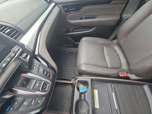 Used 2019 Honda Odyssey Elite image 19