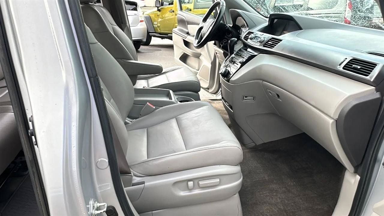Used 2013 Honda Odyssey Touring image 30