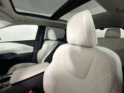 Used 2023 Lexus RX 350 FWD w/ Accessory Package image 5