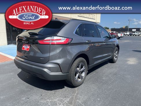 Used 2022 Ford Edge SEL w/ Sport Appearance Package AWD/4WD image 4