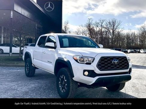 Used 2021 Toyota Tacoma TRD Off-Road w/ Technology Package image 1