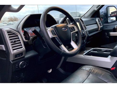 Used 2017 Ford F350 Lariat w/ Lariat Ultimate Package image 16