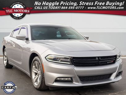 Used 2016 Dodge Charger SXT w/ Navigation & Travel Group