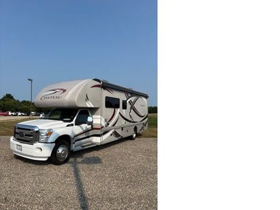 Used 2013 Ford F550 2WD Regular Cab Super Duty w/ Payload Upgrade Pkg