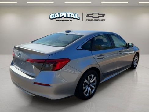 Used 2022 Honda Civic LX image 5