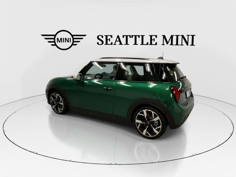 New 2026 MINI Cooper 2-Door Hardtop FWD image 8