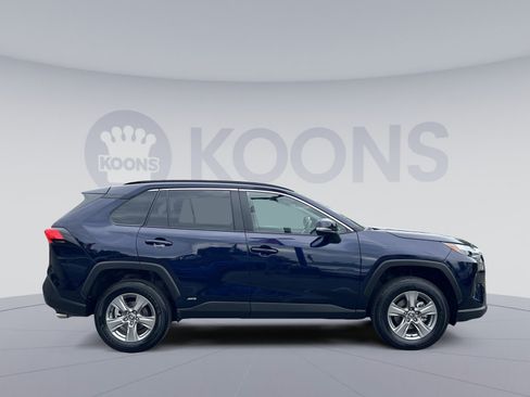 Used 2025 Toyota RAV4 XLE w/ Convenience Package AWD/4WD image 8