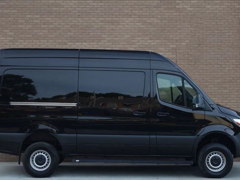 Used 2019 Mercedes-Benz Sprinter 4x4 144 image 2